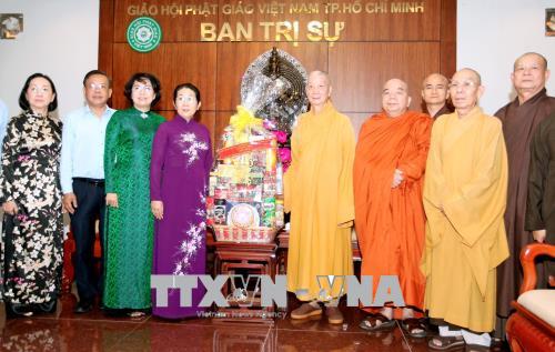 Lãnh đạo Thành phố Hồ Chí Minh thăm, chúc mừng Đại lễ Phật đản 